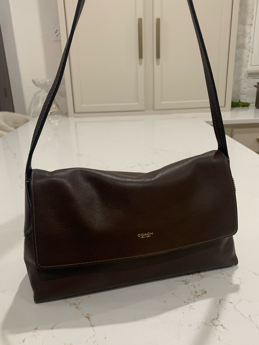Coach Natural Grain Leather Chelsea Shoulder Bag 30 - Picture 4 of 16